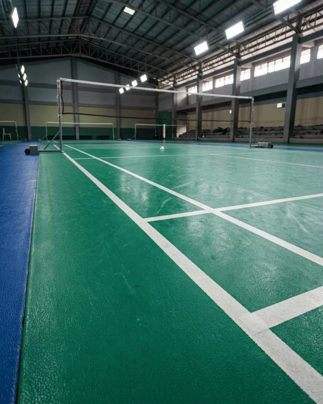 lantai lapangan badminton 3